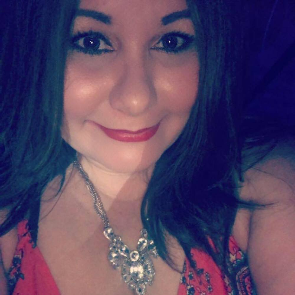 Meet your Posher, Crystal